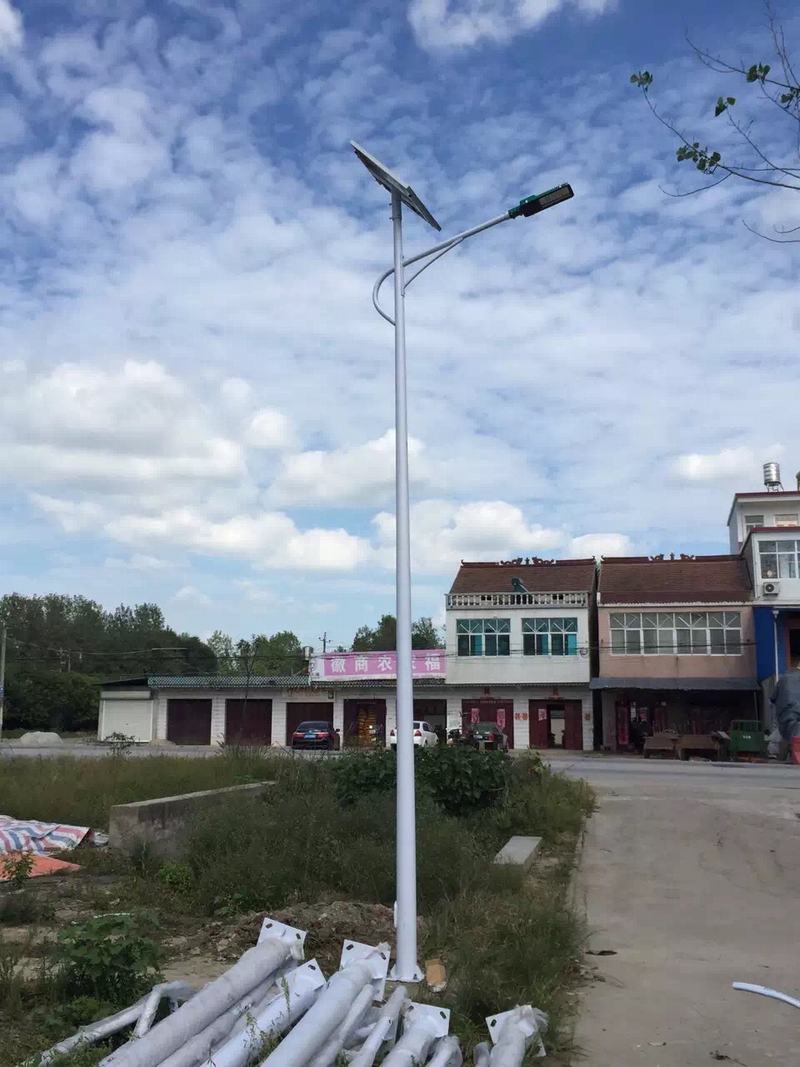 安徽六安市新農村建設太陽能路燈安裝案例